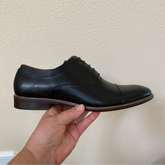 NWB Toecap Oxford Dress Shoes for Men - Picture 7 of 8